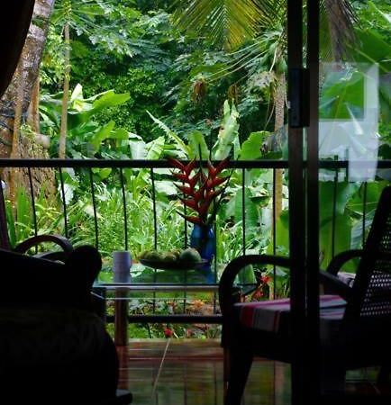 Papayas Self Catering Room 维多利亚 外观 照片