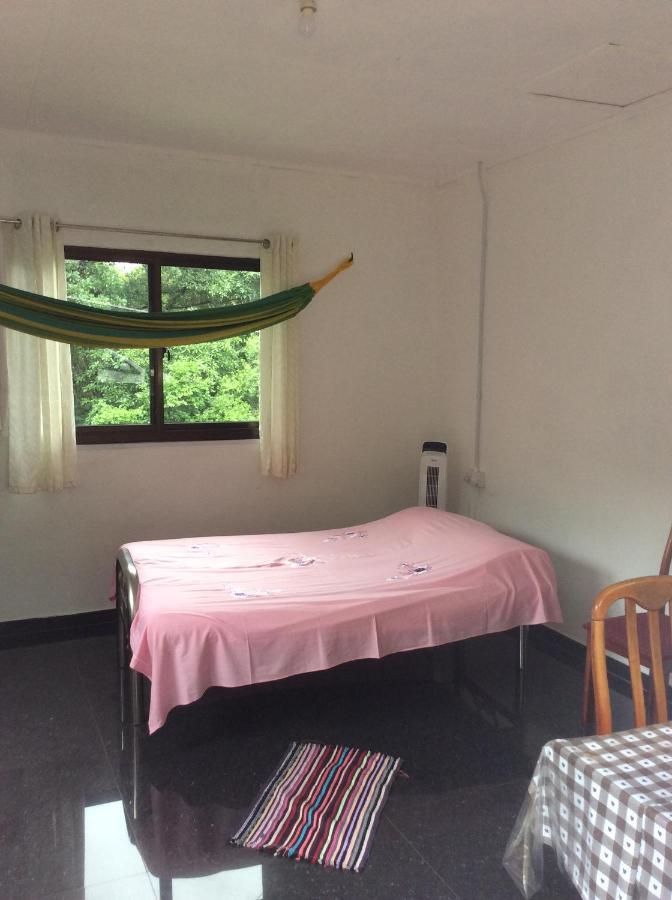 Papayas Self Catering Room 维多利亚 外观 照片